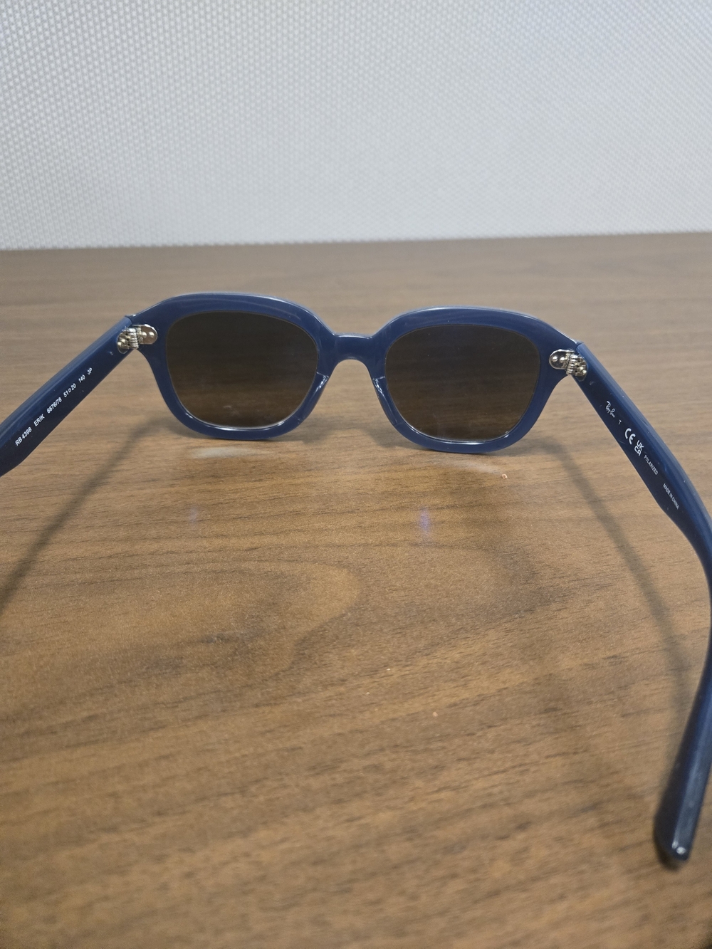 Ray-Ban Womens Navy Square Sunglasses - Classic Dark Lenses - Picture 5 of 8